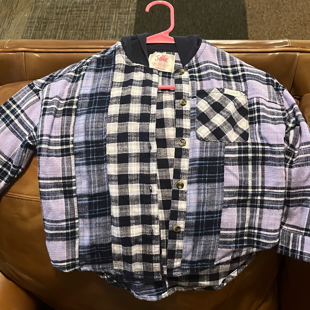 Justice XS 5/6 Flannel Girls hoodie.